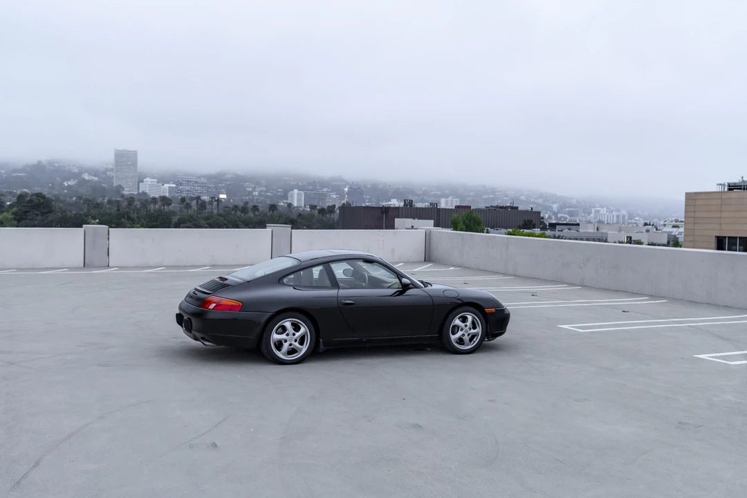 1999 Porsche 996 Carrera - Image 22 of 31