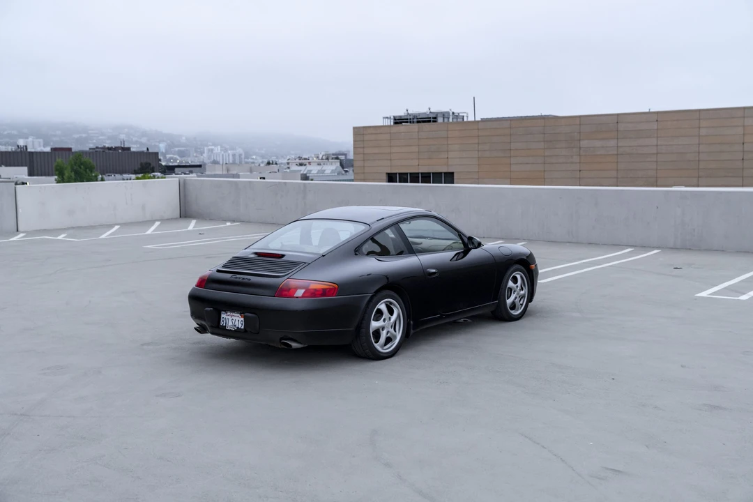 1999 Porsche 996 Carrera - Image 26 of 31
