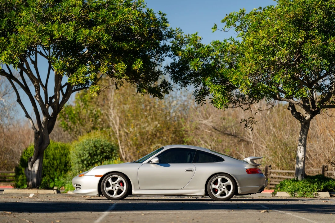 1999 Porsche 996 Carrera - Image 12 of 31
