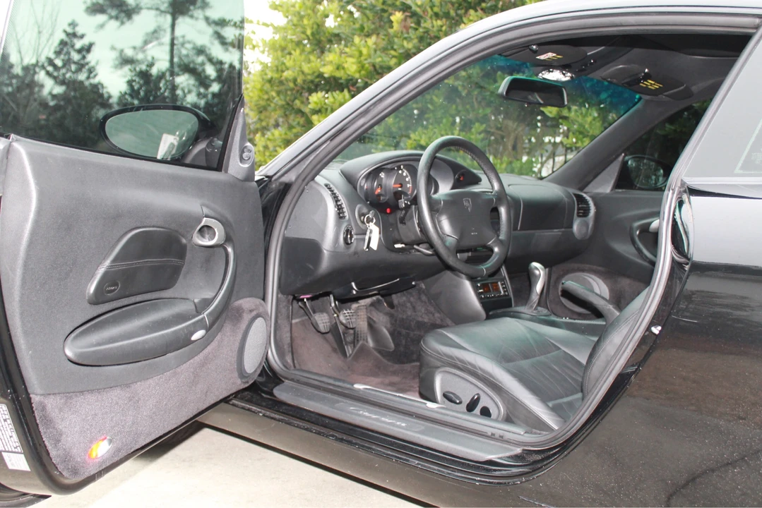 1999 Porsche 996 Carrera - Image 27 of 31