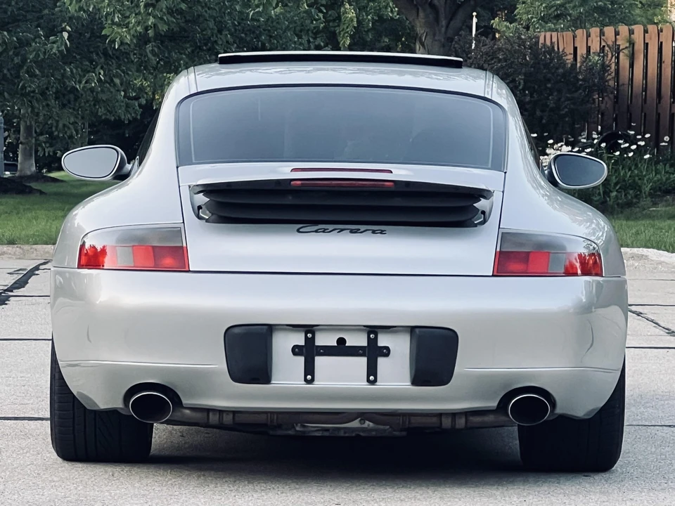 1999 Porsche 996 Carrera - Image 16 of 31