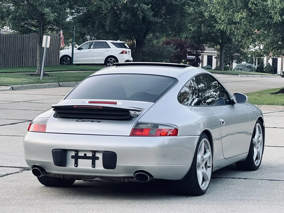 1999 Porsche 996 Carrera - Image 20 of 31