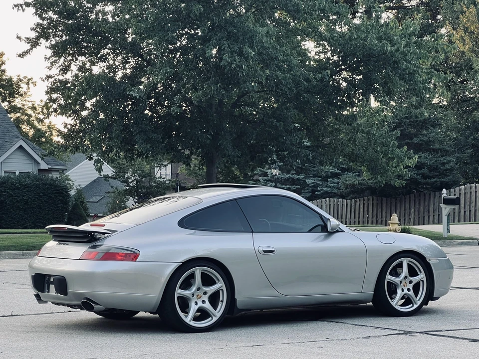 1999 Porsche 996 Carrera - Image 22 of 31