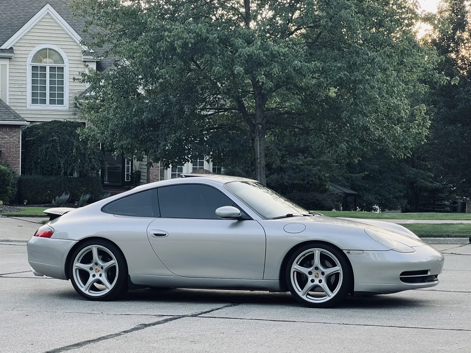 1999 Porsche 996 Carrera - Image 25 of 31