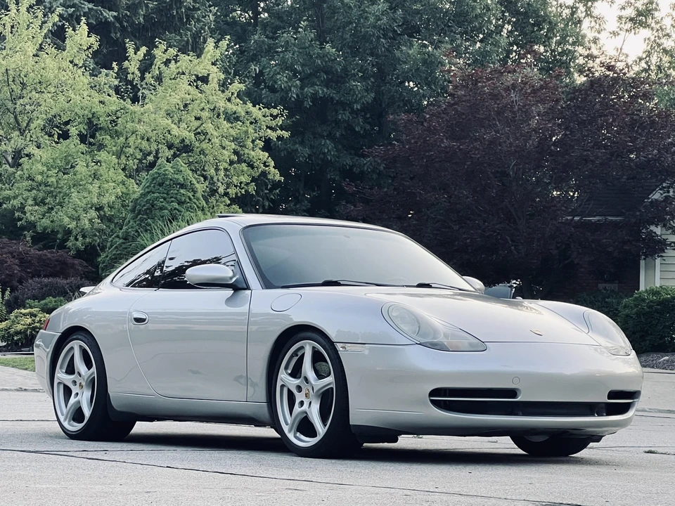 1999 Porsche 996 Carrera - Image 27 of 31
