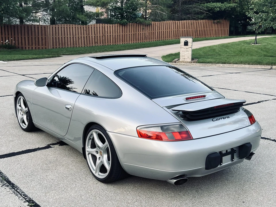 1999 Porsche 996 Carrera - Image 13 of 31
