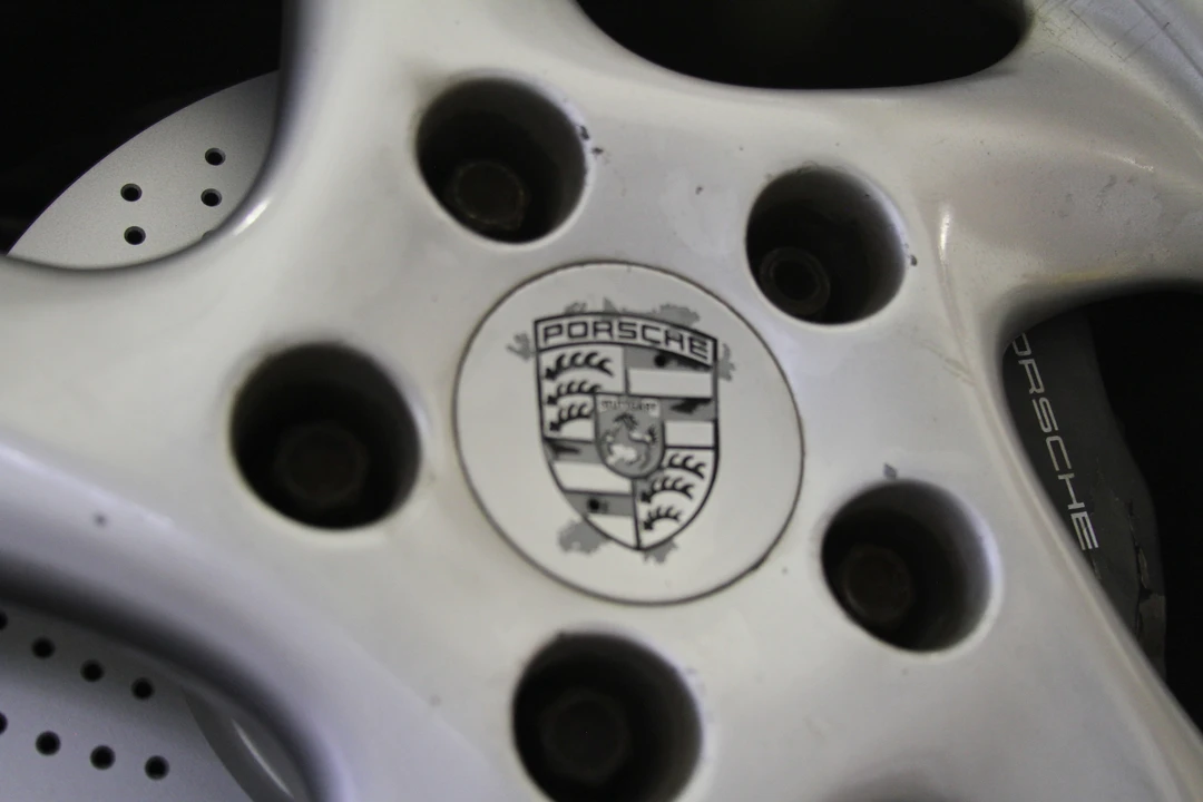 1999 Porsche 996 Carrera - Image 30 of 31