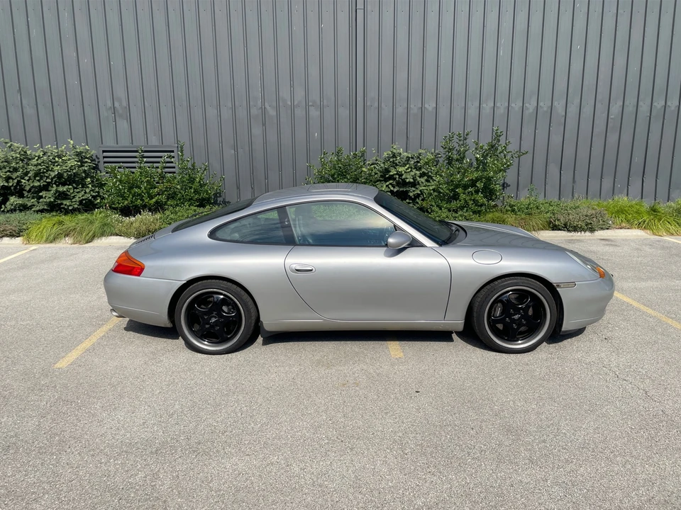 1999 Porsche 996 Carrera - Image 6 of 31
