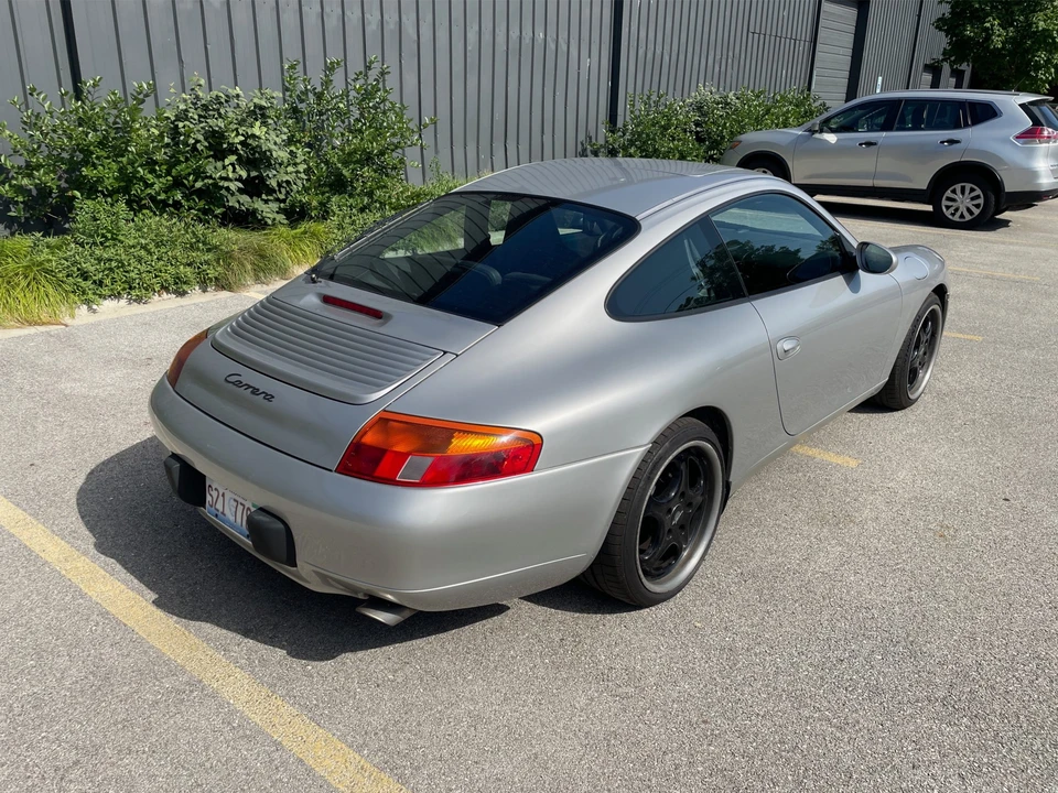 1999 Porsche 996 Carrera - Image 8 of 31