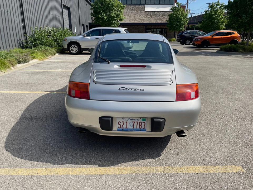 1999 Porsche 996 Carrera - Image 9 of 31