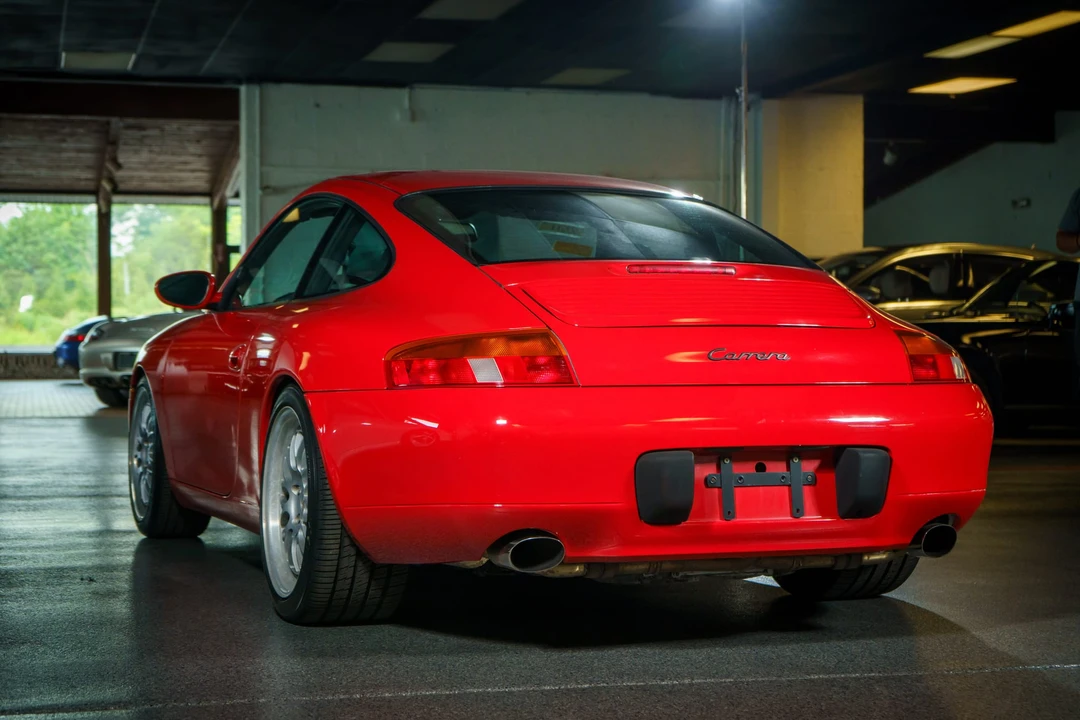1999 Porsche 996 Carrera - Image 24 of 31