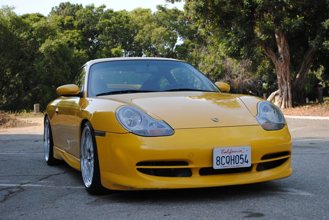 1999 Porsche 996 Carrera - Image 10 of 31