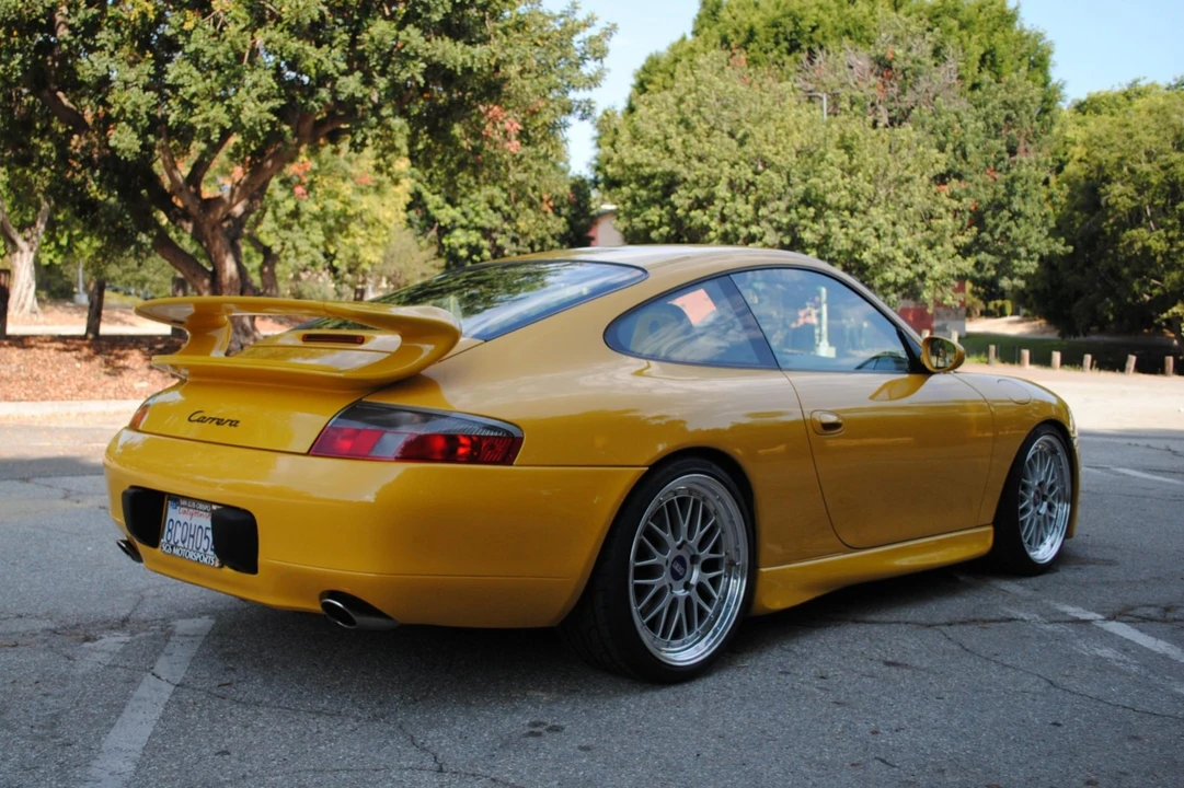 1999 Porsche 996 Carrera - Image 24 of 31