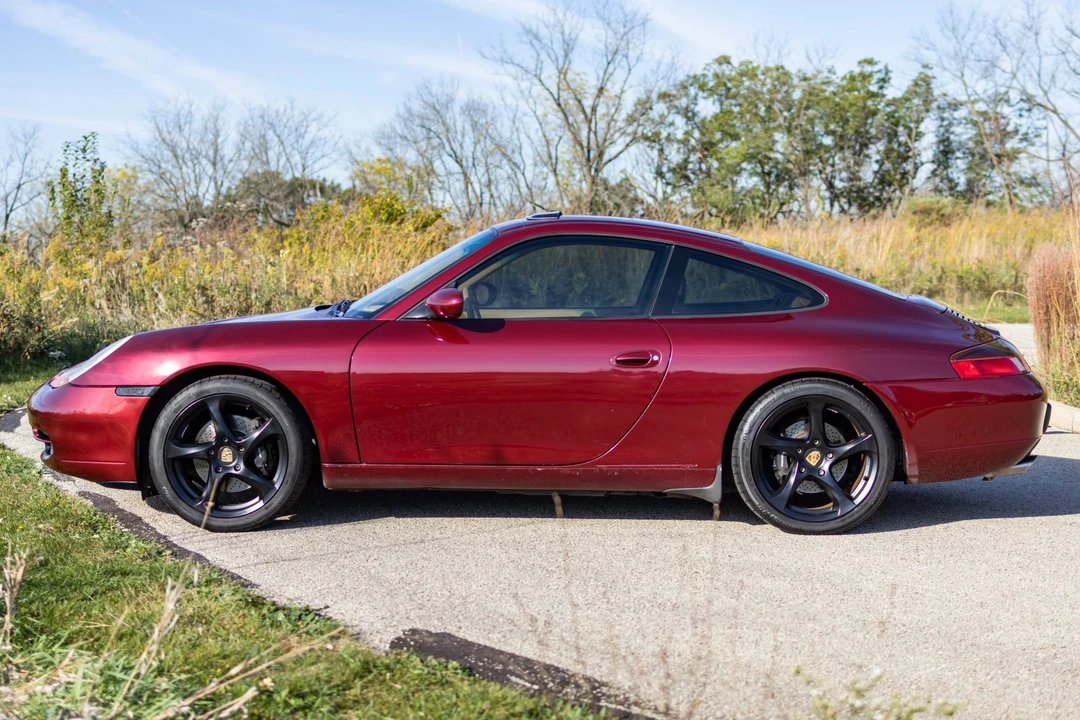 1999 Porsche 996 Carrera - Image 2 of 31