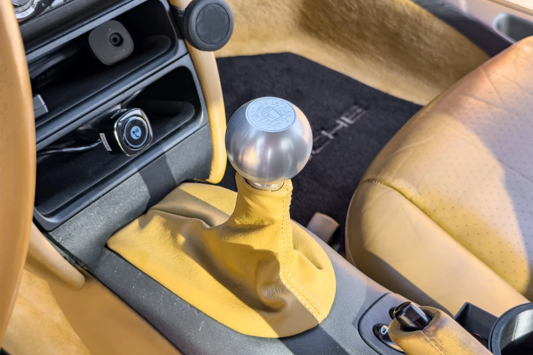 1999 Porsche 996 Carrera - Image 27 of 31