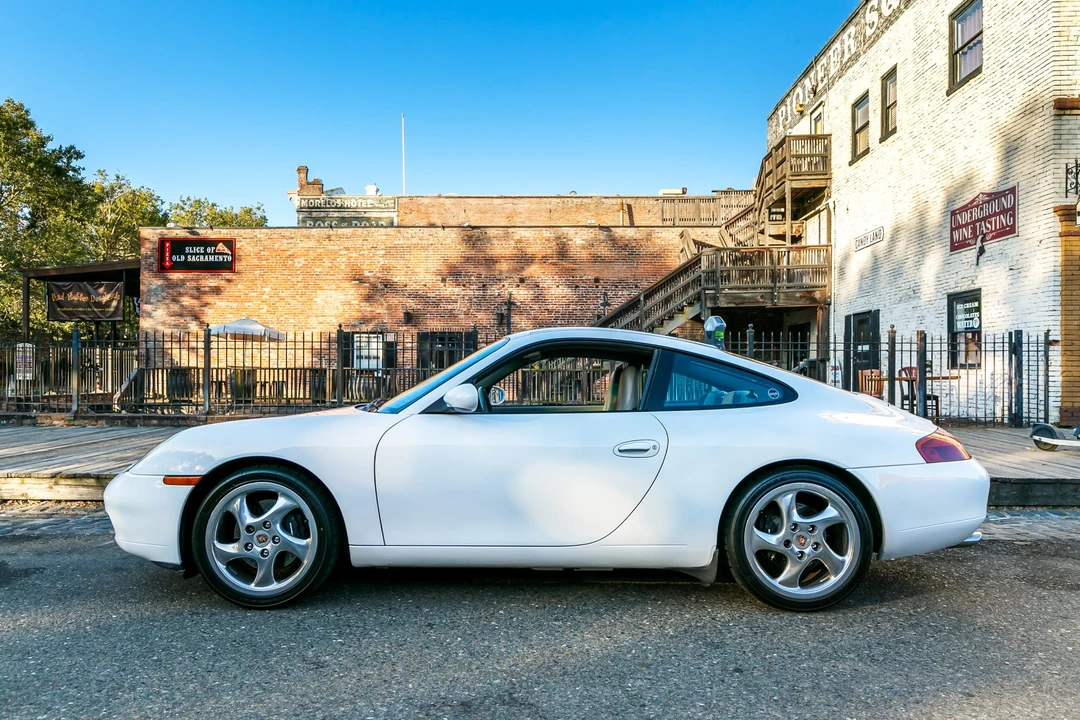 1999 Porsche 996 Carrera - Image 7 of 31