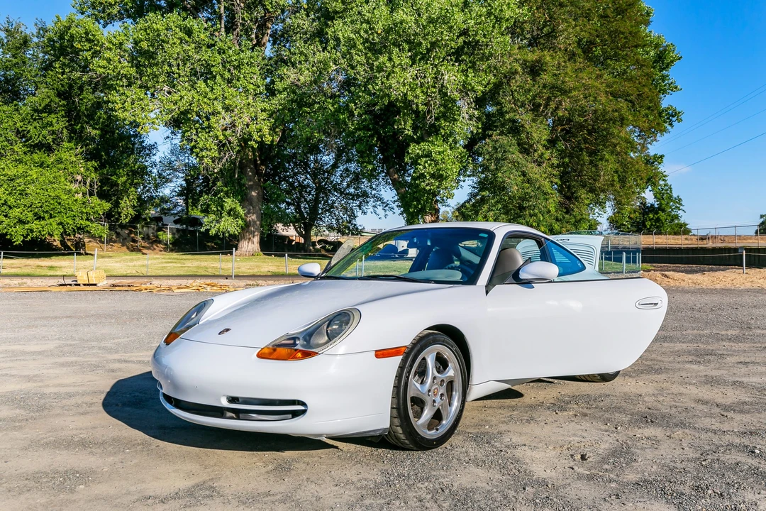1999 Porsche 996 Carrera - Image 21 of 31