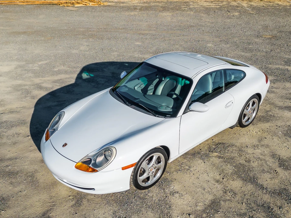 1999 Porsche 996 Carrera - Image 18 of 31
