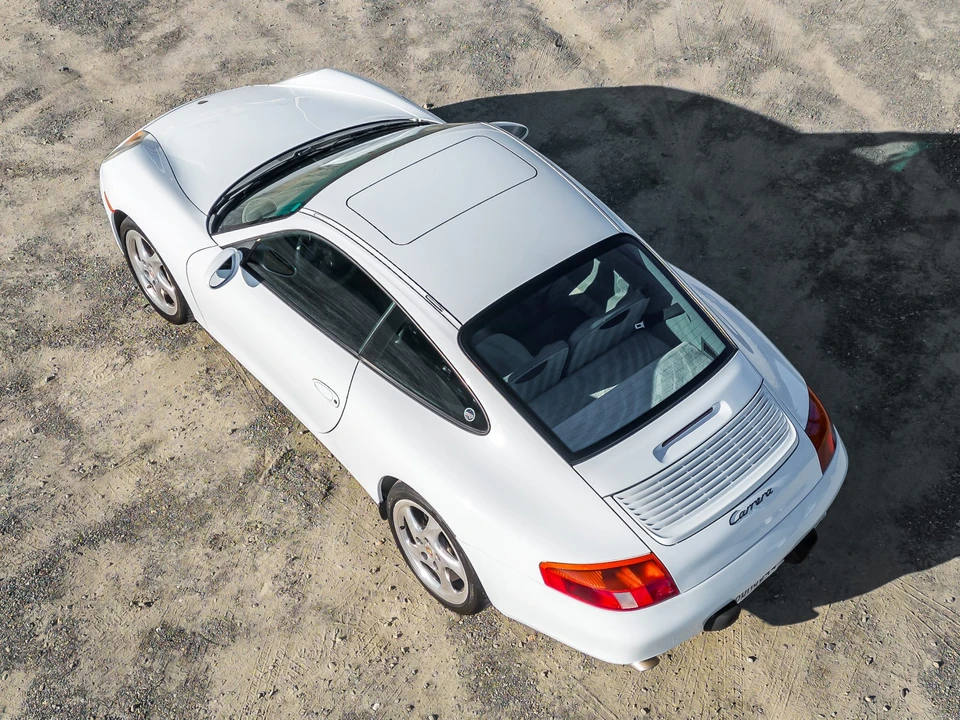 1999 Porsche 996 Carrera - Image 19 of 31