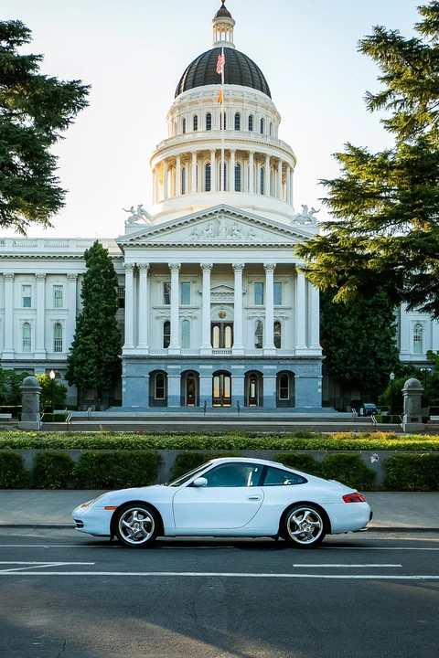 1999 Porsche 996 Carrera - Image 28 of 31