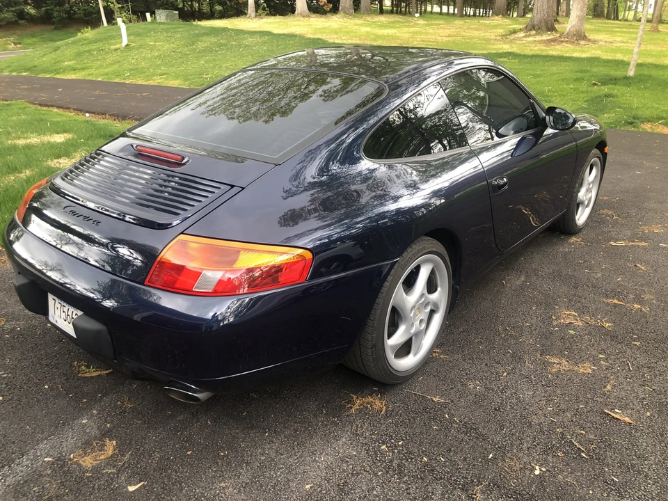 1999 Porsche 996 Carrera - Image 24 of 31
