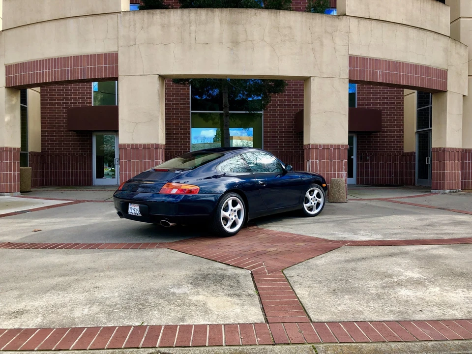 1999 Porsche 996 Carrera - Image 7 of 31