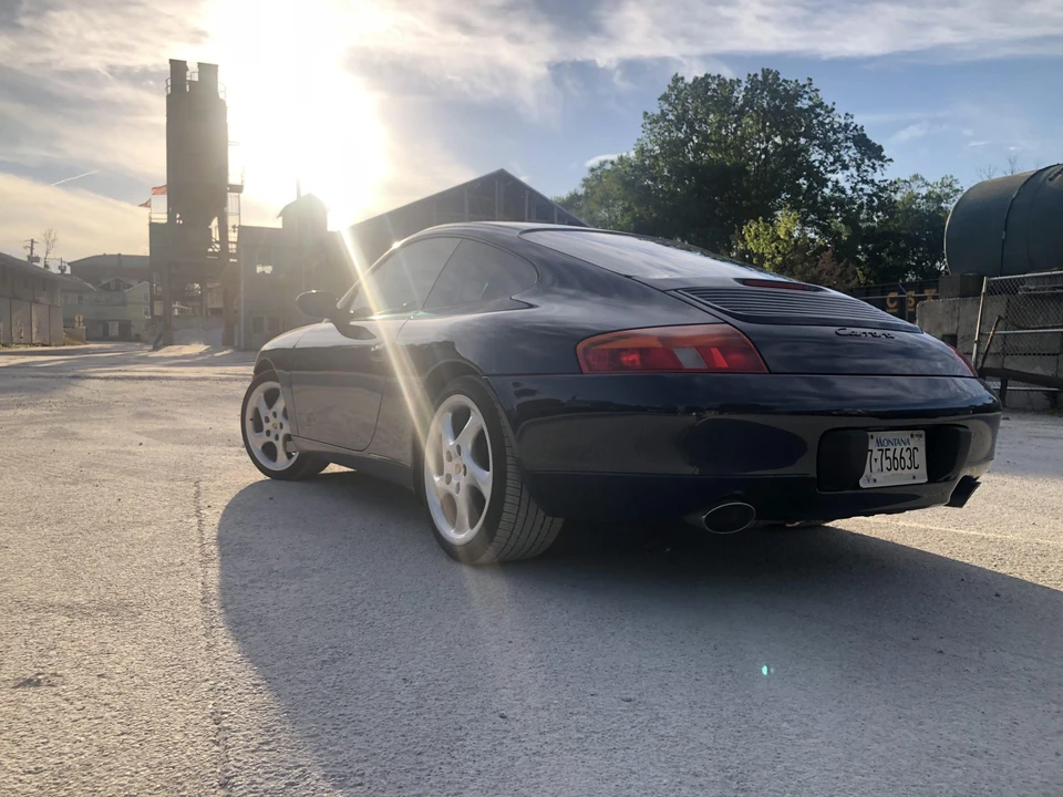 1999 Porsche 996 Carrera - Image 18 of 31