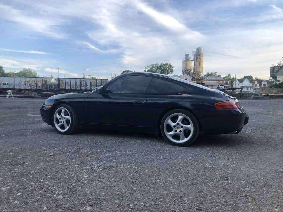 1999 Porsche 996 Carrera - Image 13 of 31
