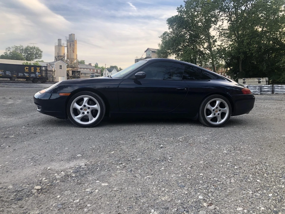 1999 Porsche 996 Carrera - Image 12 of 31