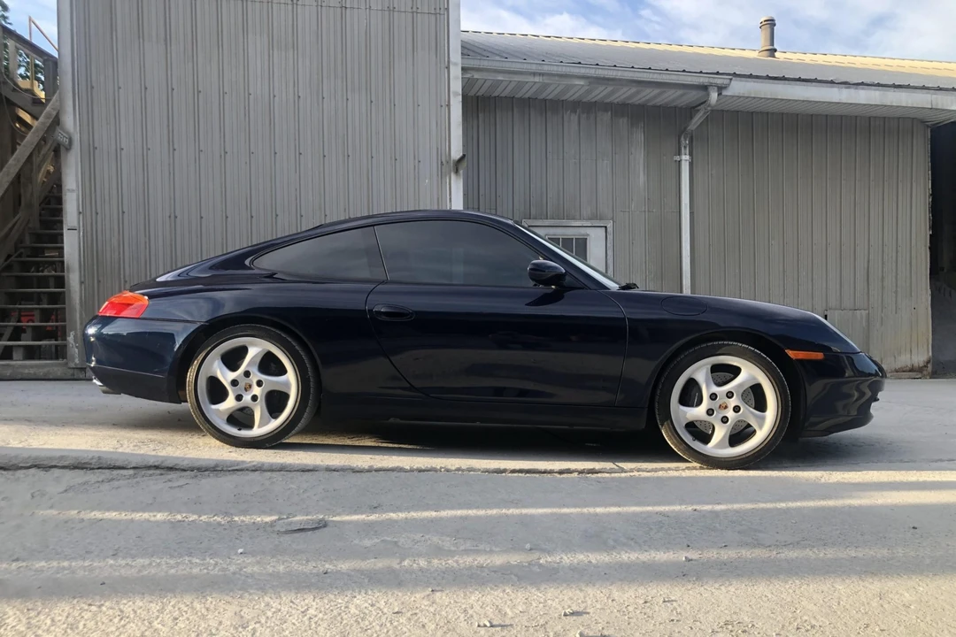 1999 Porsche 996 Carrera - Image 26 of 31