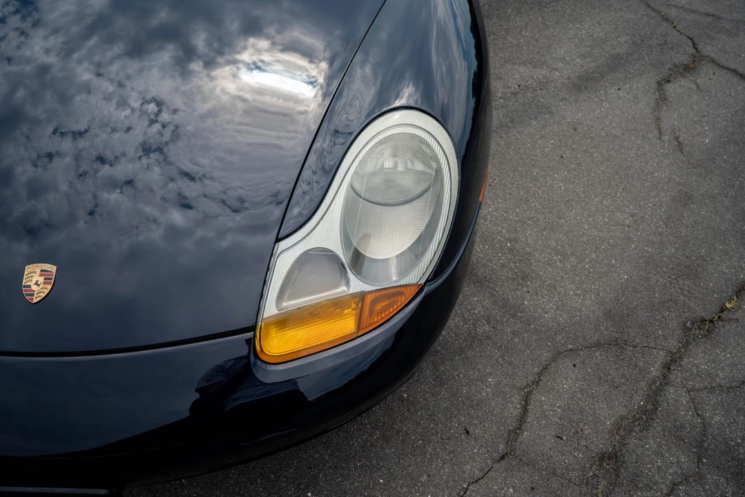 1999 Porsche 996 Carrera - Image 17 of 31
