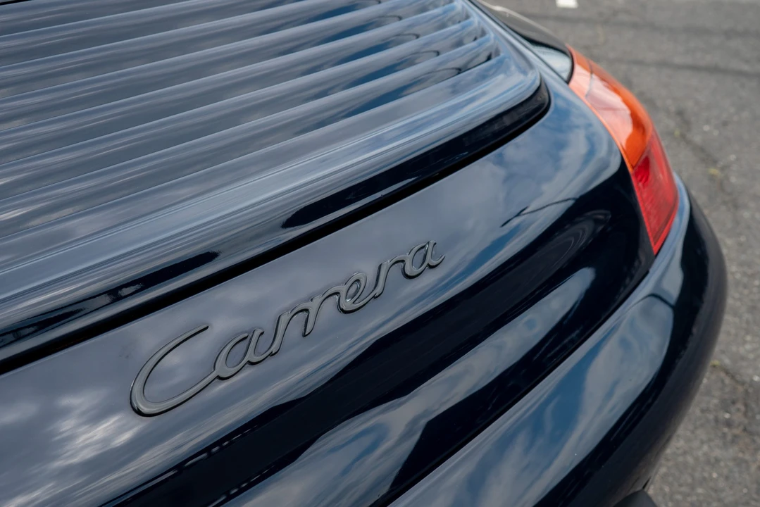1999 Porsche 996 Carrera - Image 19 of 31