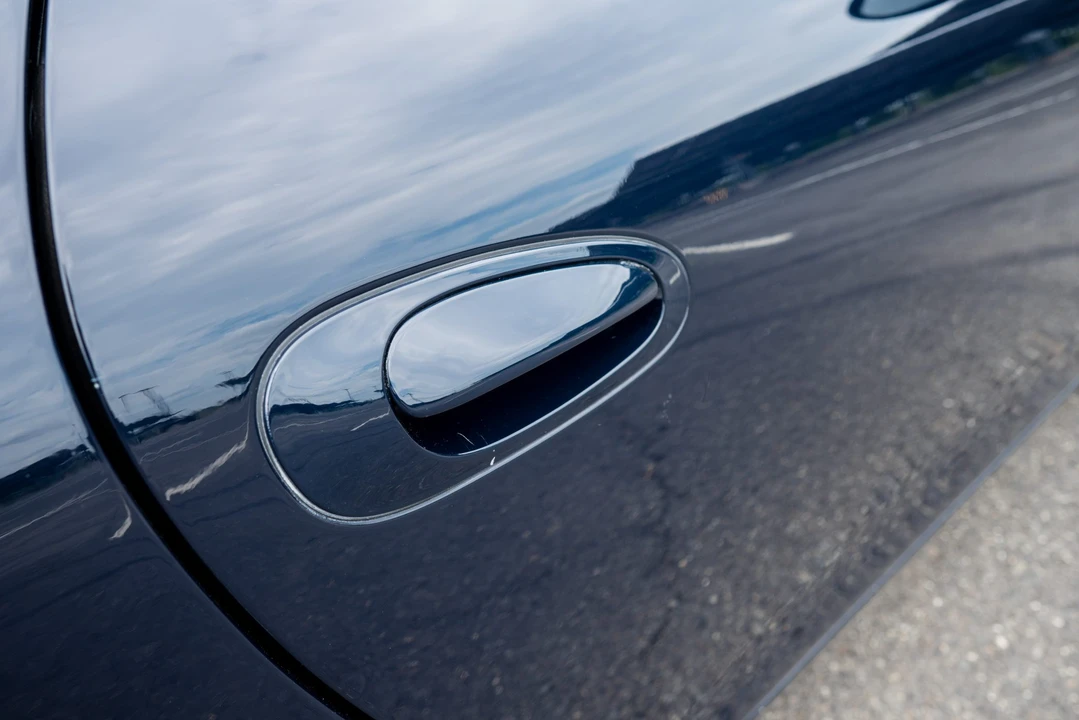 1999 Porsche 996 Carrera - Image 25 of 31