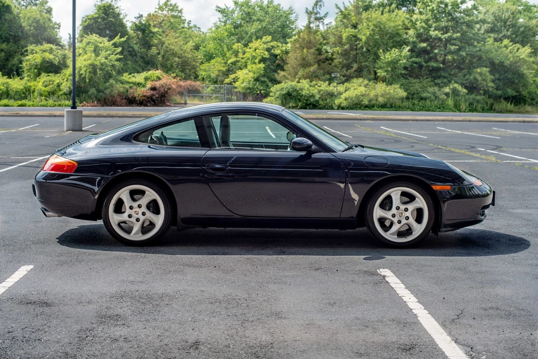 1999 Porsche 996 Carrera - Image 7 of 31