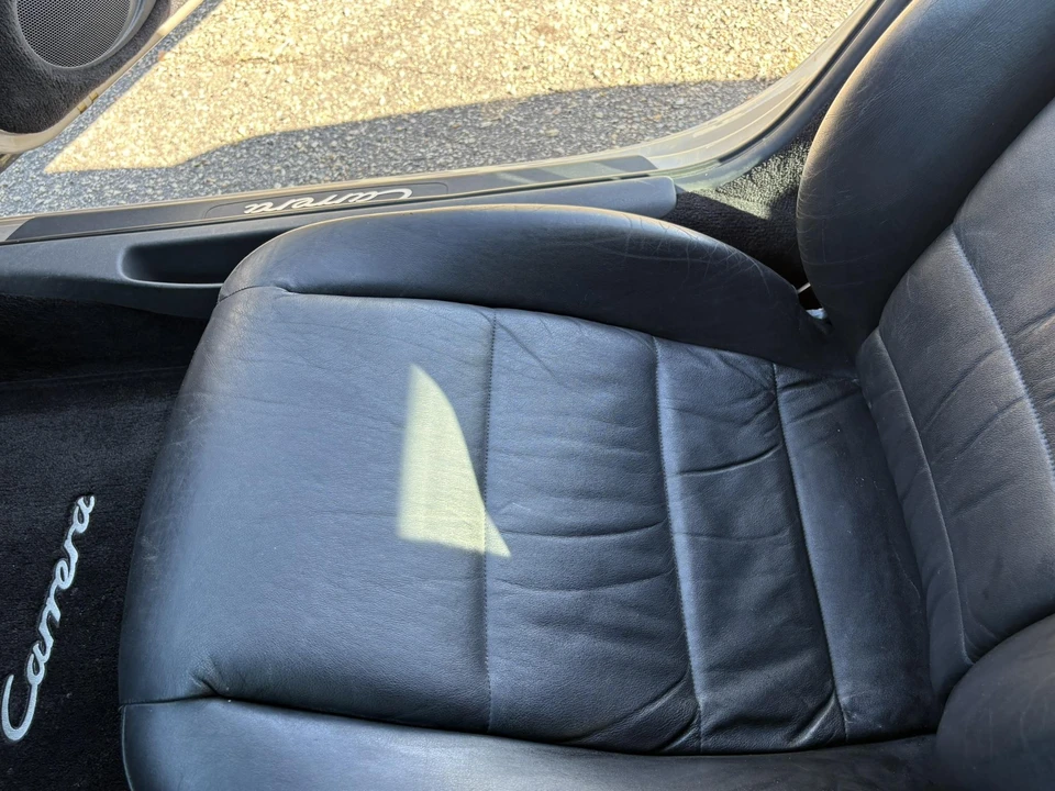 1999 Porsche 996 Carrera - Image 28 of 31