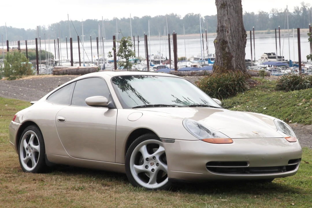 1999 Porsche 996 Carrera - Image 13 of 31