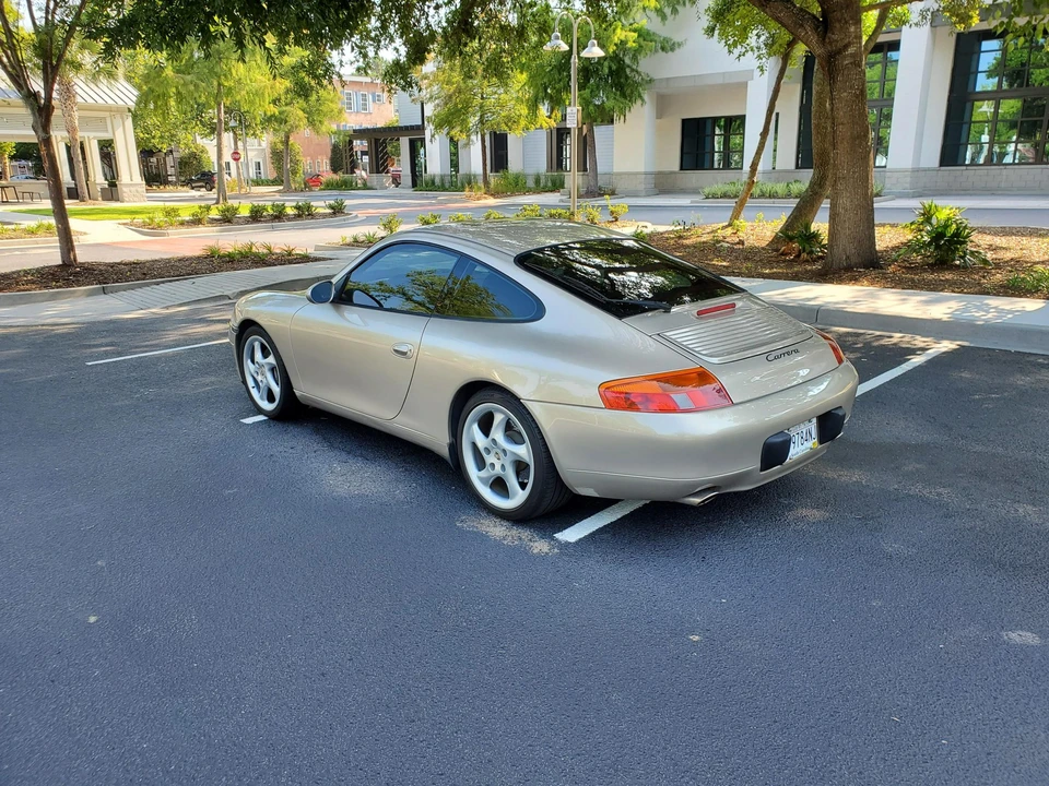 1999 Porsche 996 Carrera - Image 6 of 31