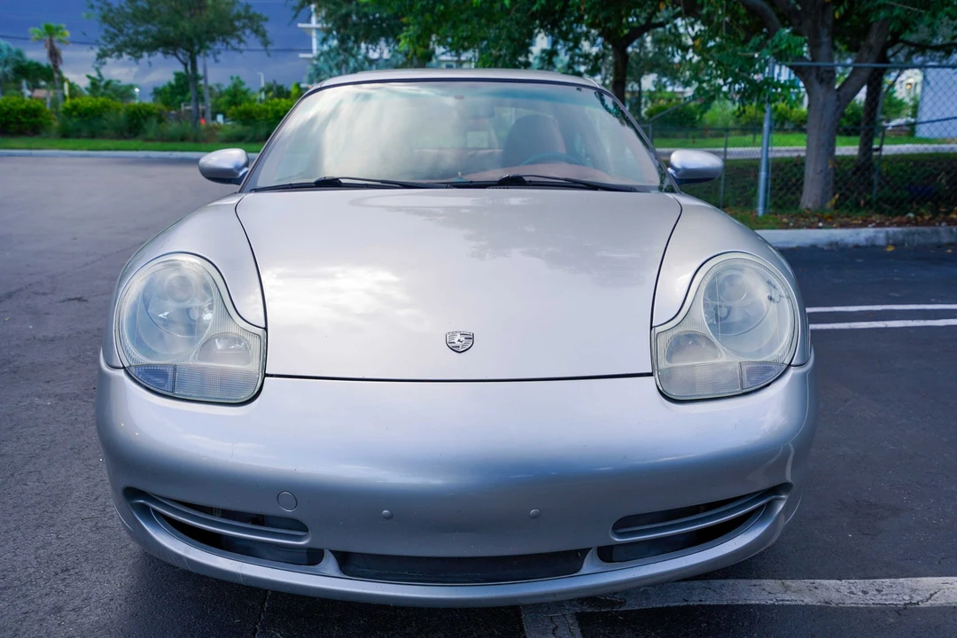 1999 Porsche 996 Carrera - Image 28 of 31