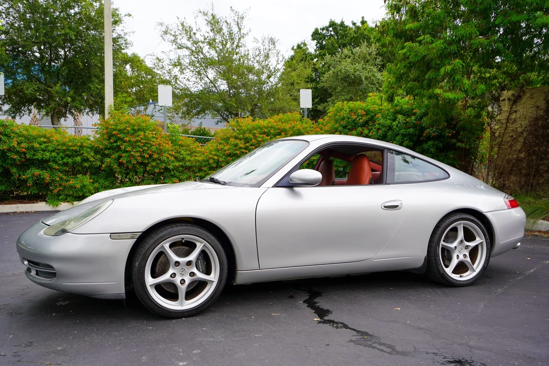 1999 Porsche 996 Carrera - Image 19 of 31