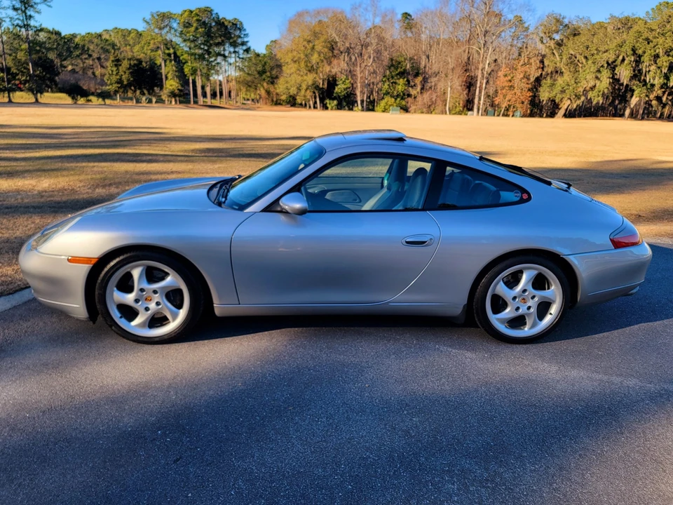 1999 Porsche 996 Carrera - Image 24 of 31