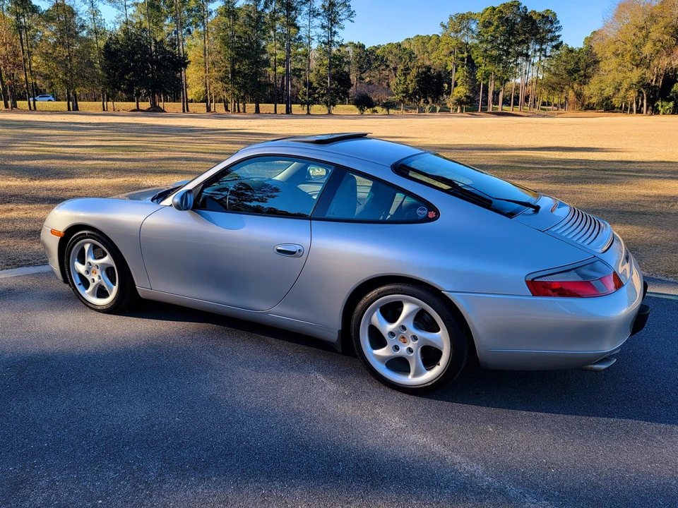 1999 Porsche 996 Carrera - Image 22 of 31