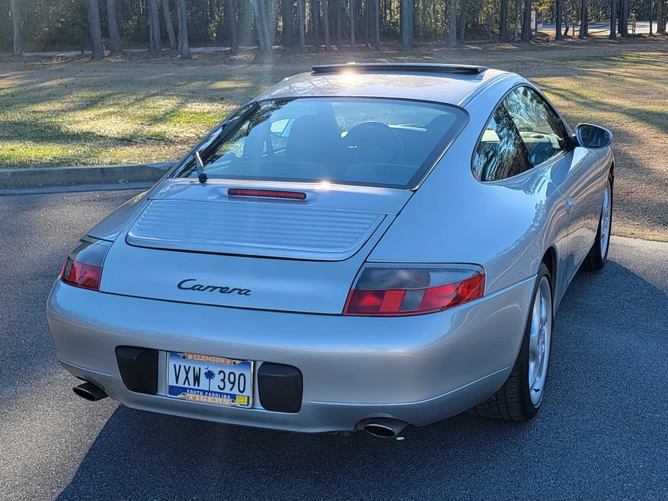 1999 Porsche 996 Carrera - Image 14 of 31