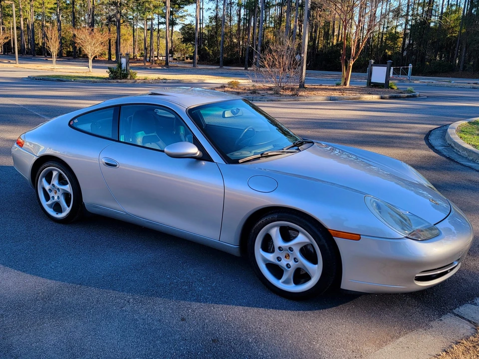 1999 Porsche 996 Carrera - Image 8 of 31
