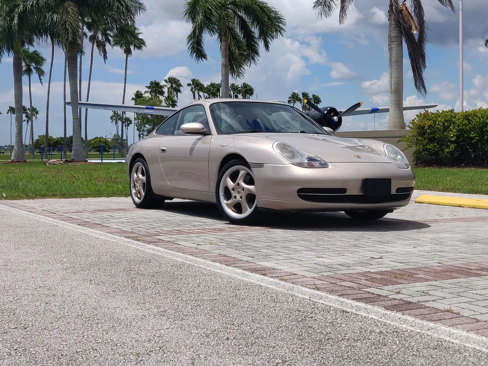 1999 Porsche 996 Carrera - Image 24 of 31