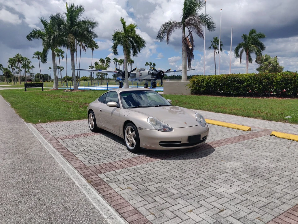 1999 Porsche 996 Carrera - Image 22 of 31