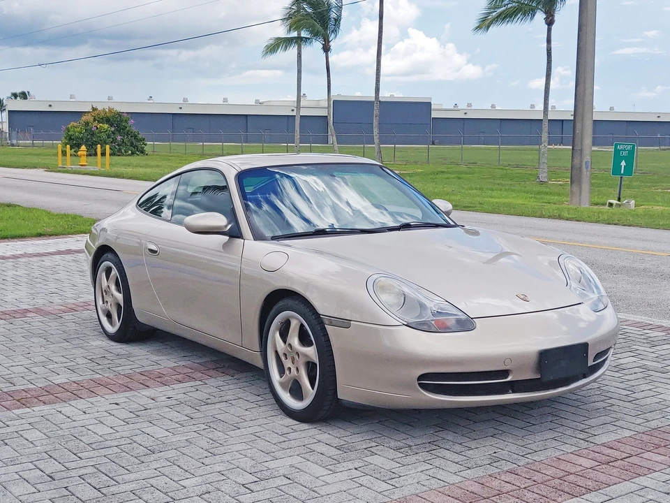 1999 Porsche 996 Carrera - Image 20 of 31