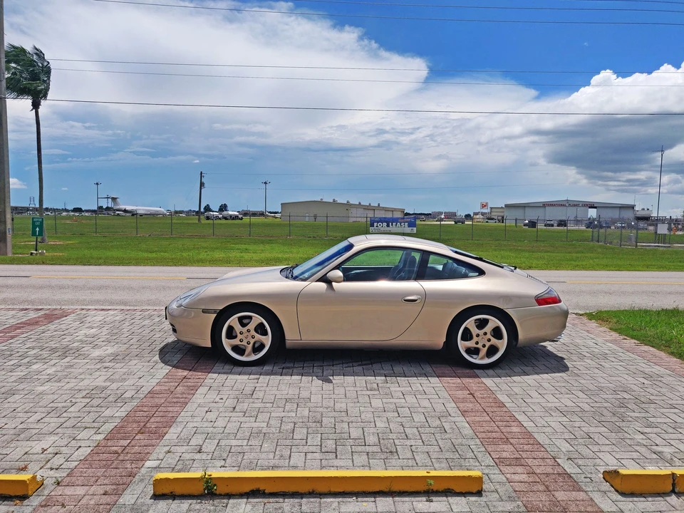 1999 Porsche 996 Carrera - Image 4 of 31