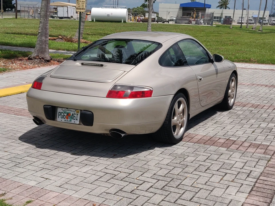 1999 Porsche 996 Carrera - Image 9 of 31