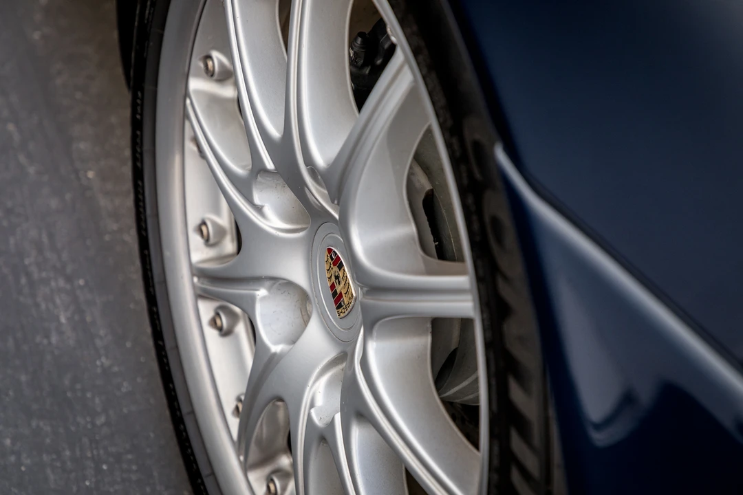 1999 Porsche 996 Carrera - Image 24 of 31