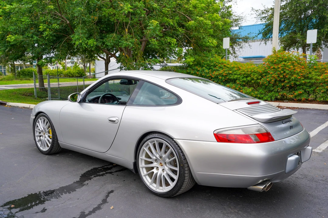 1999 Porsche 996 Carrera - Image 29 of 31